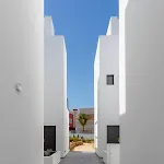 Luxury Townhouse With Pool In Alvor